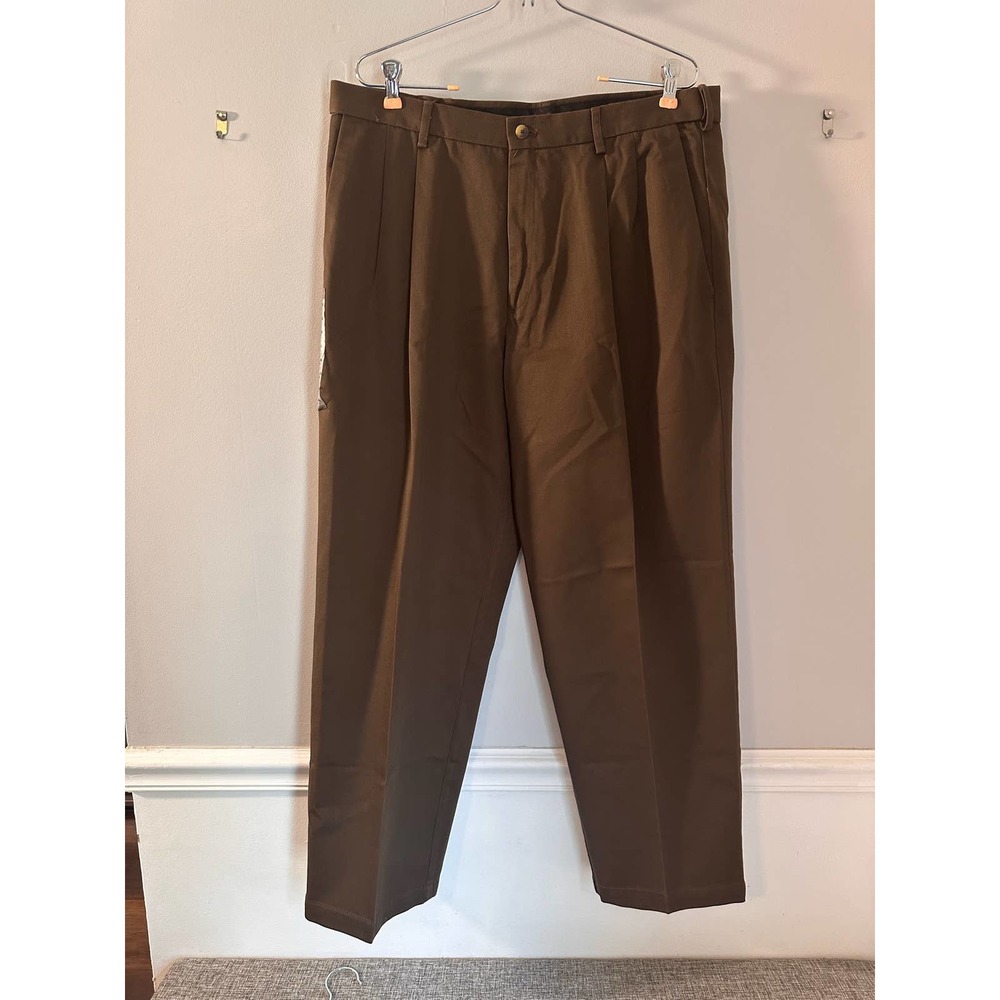 Haggar NWT Brown Khaki Pants Work to Weekend Classic fit 36x29